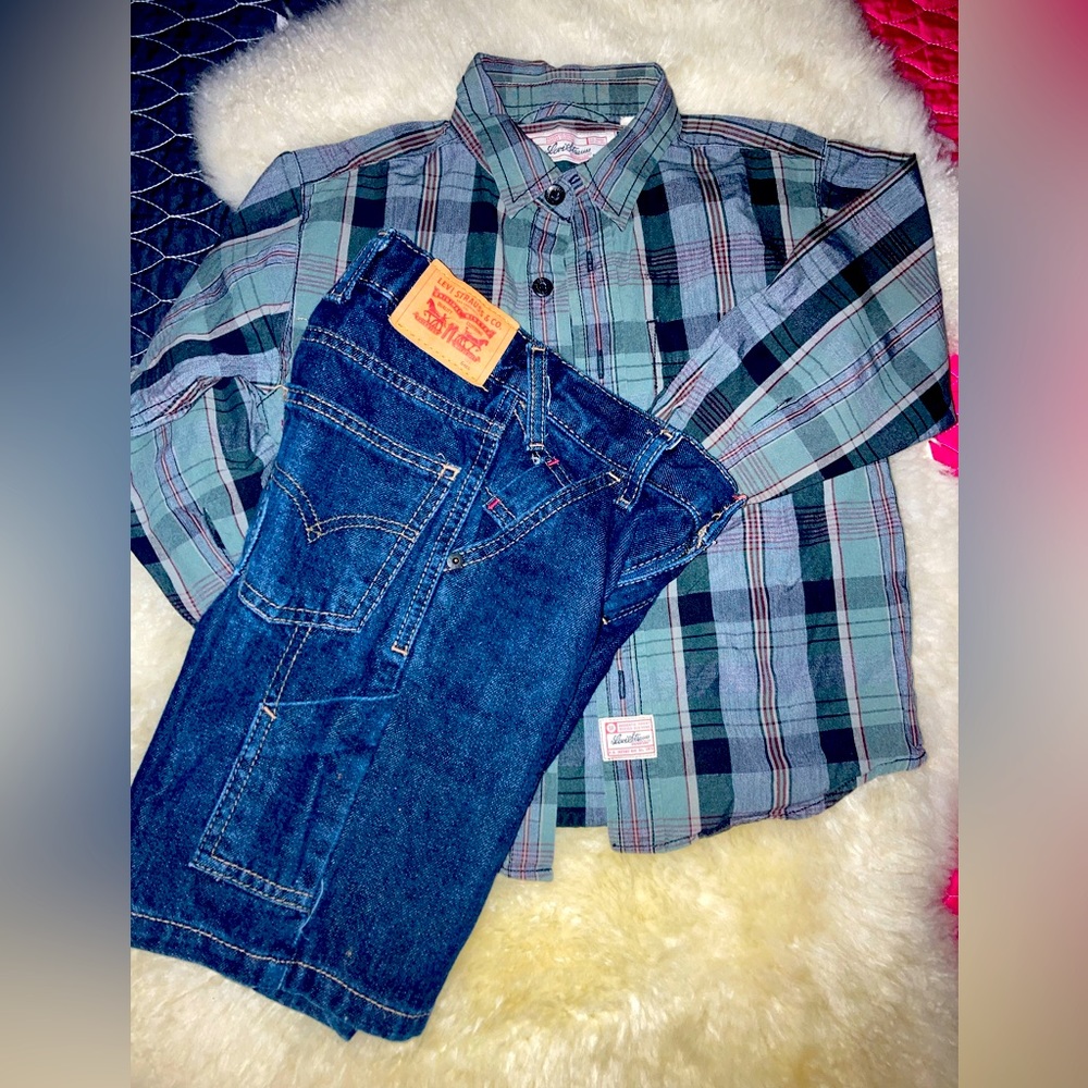 Kids vintage Levi’s shorts & shirt lot